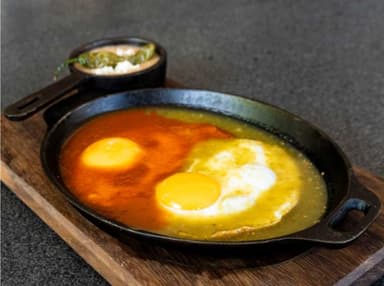 Huevos Divorciados