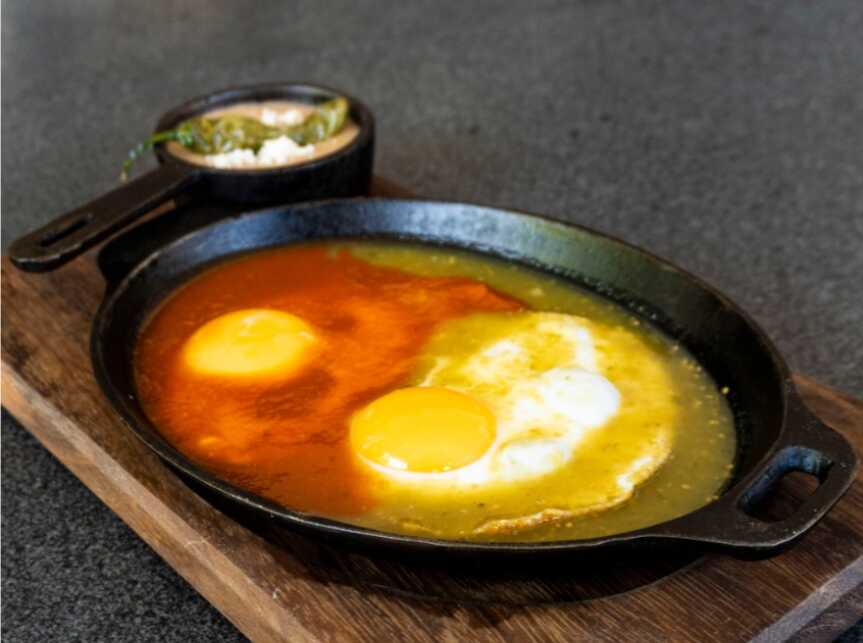 Huevos Divorciados