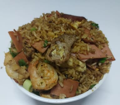 14- Arroz con Camarones y Verduras en Salsa