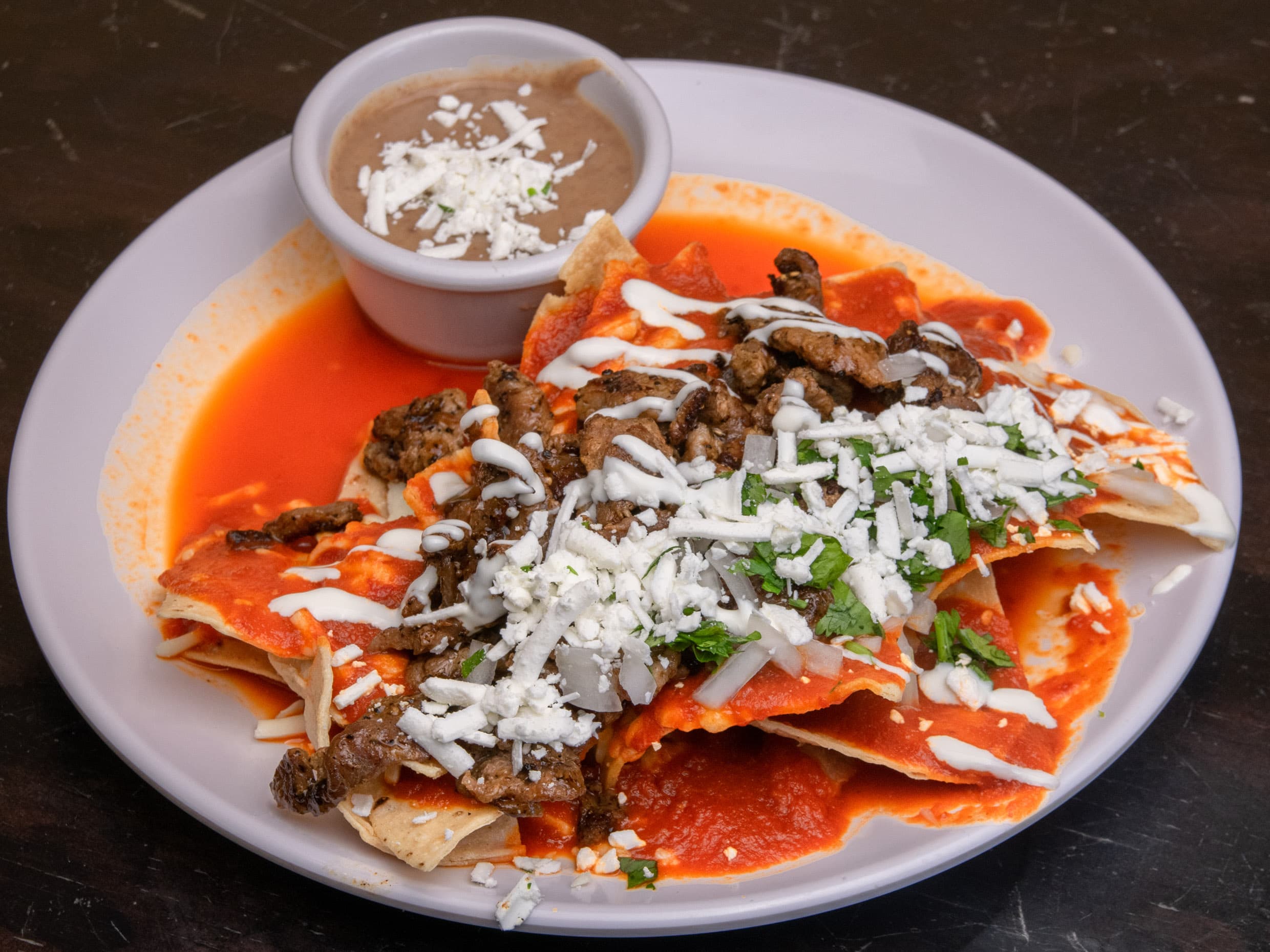 Chilaquiles con Chorizo
