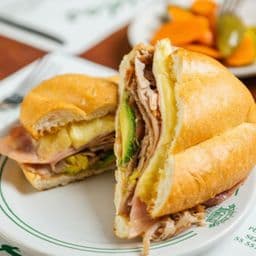 Torta de huevo con chorizo