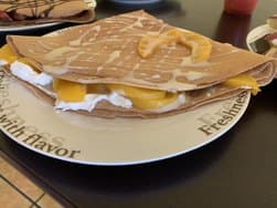 Crepa con Duraznos y Philadelphia