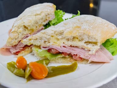 Chapata de Jamón