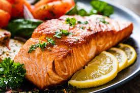 Salmón al Ajillo
