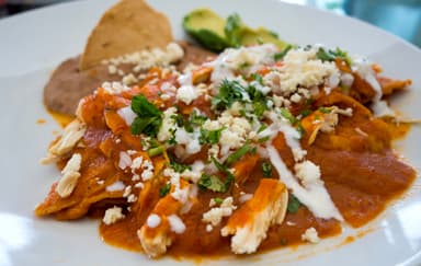 Chilaquiles Rojos al Gusto