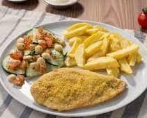 Milanesa de Fajita de Pollo Empanizada con Papas