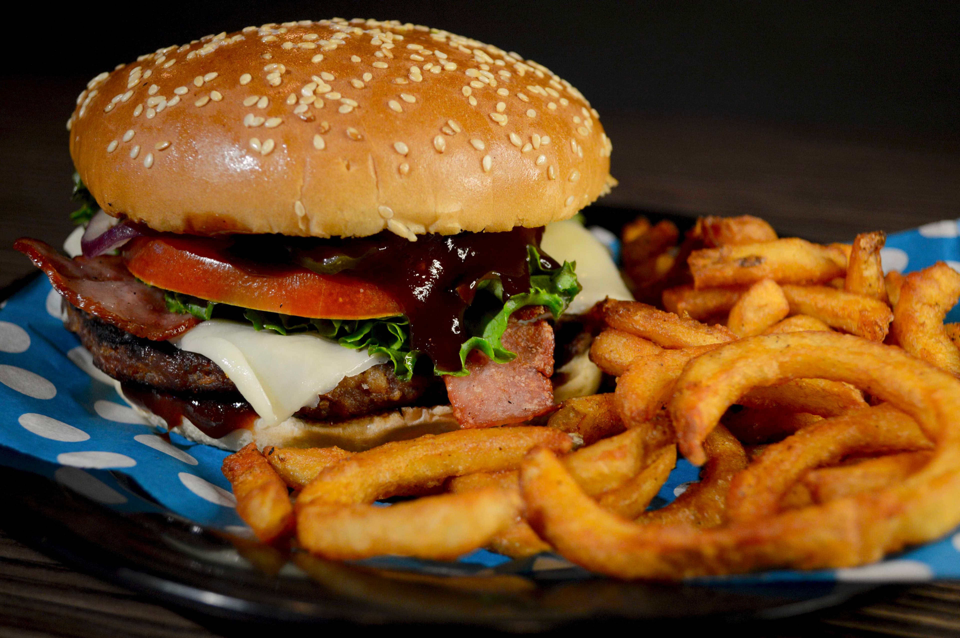 Hamburguesa Oklahoma.