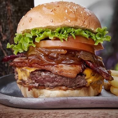 HAMBURGUESA CON SALCHICHA 🤑 + POSTRE GRATIS