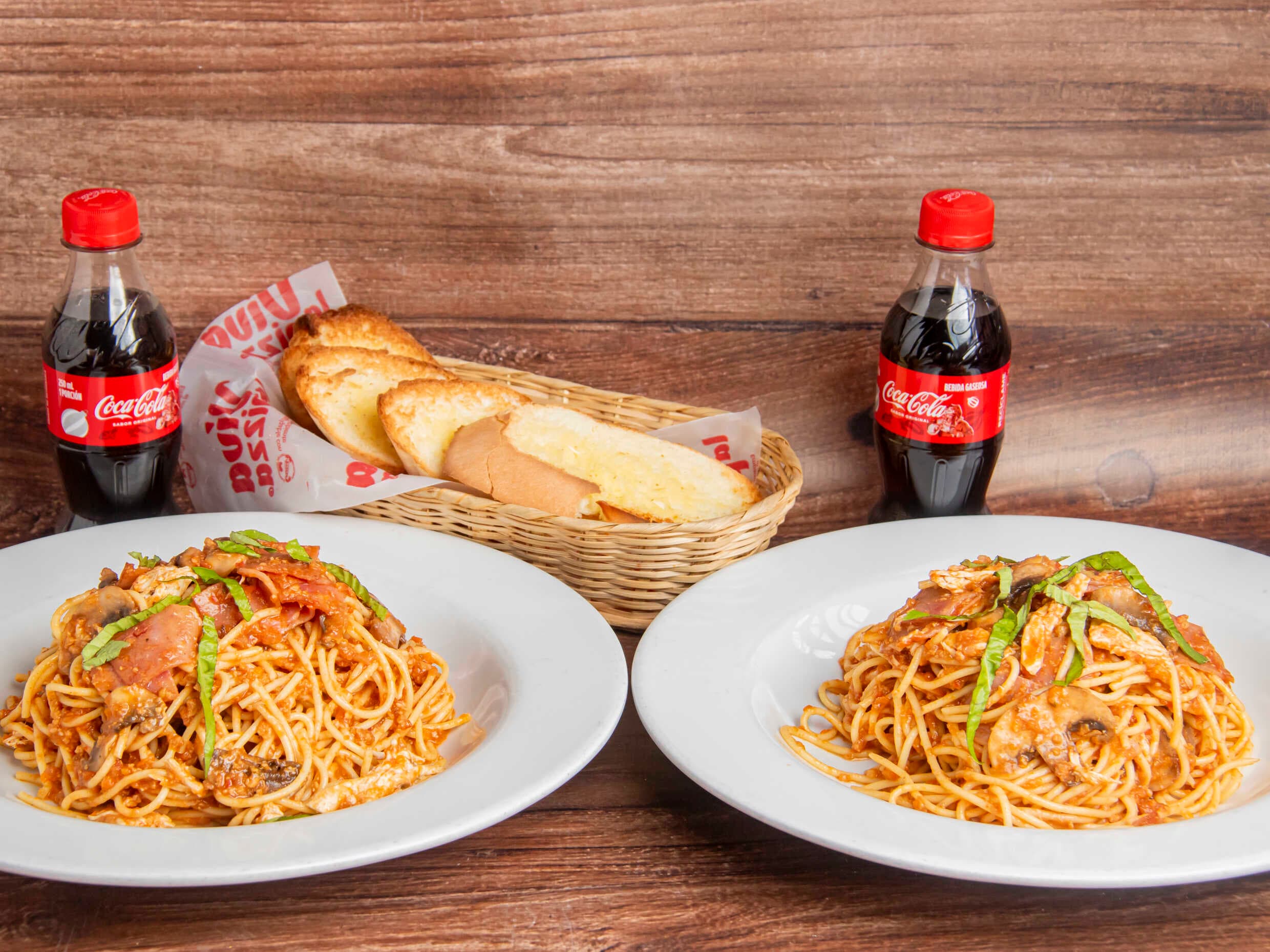 Combo 2 Spaguettis y 2 Coca Cola 250 ml