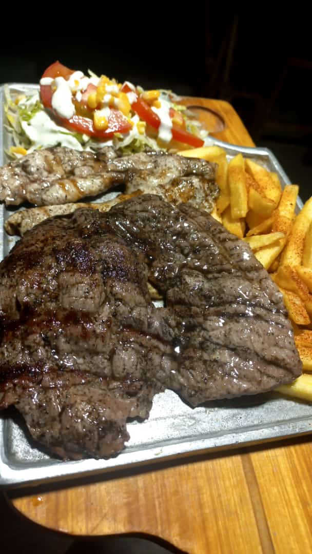 Asado Mixto + Gaseosa 400ml