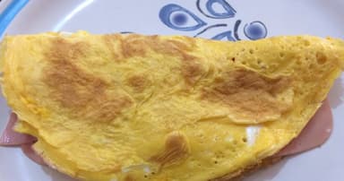 Omelette de Jamón con Queso