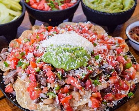 Nachos*