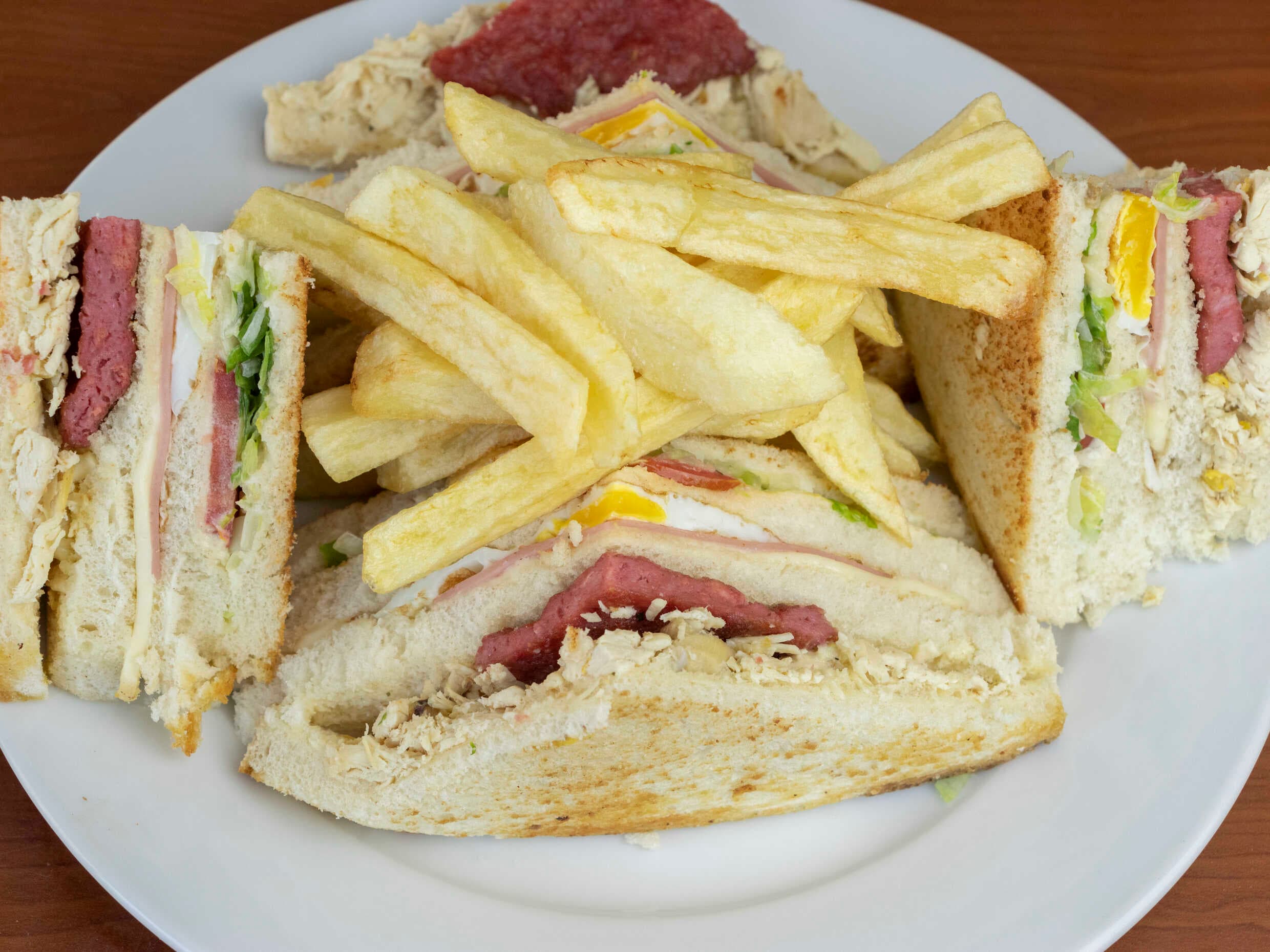 Club Sándwich Clásico