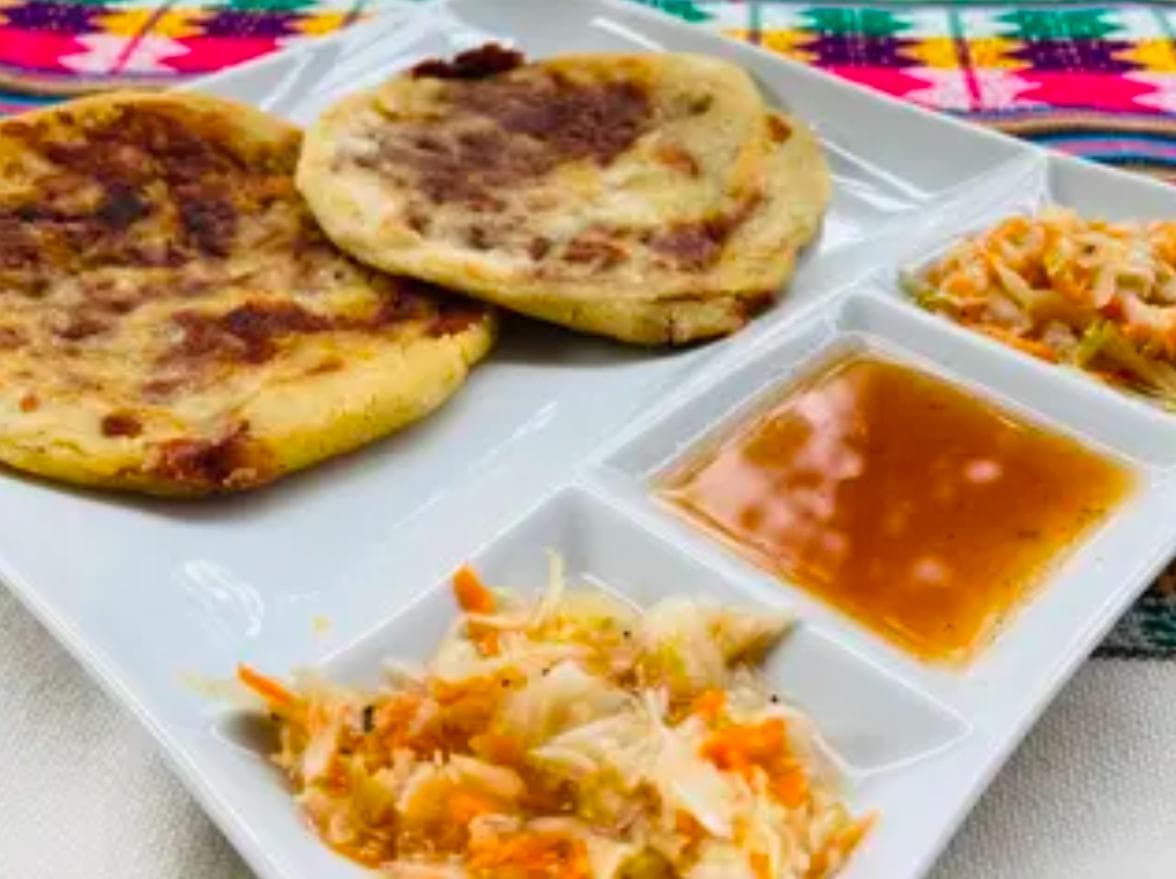 Pupusa Mixta (Revuelta)