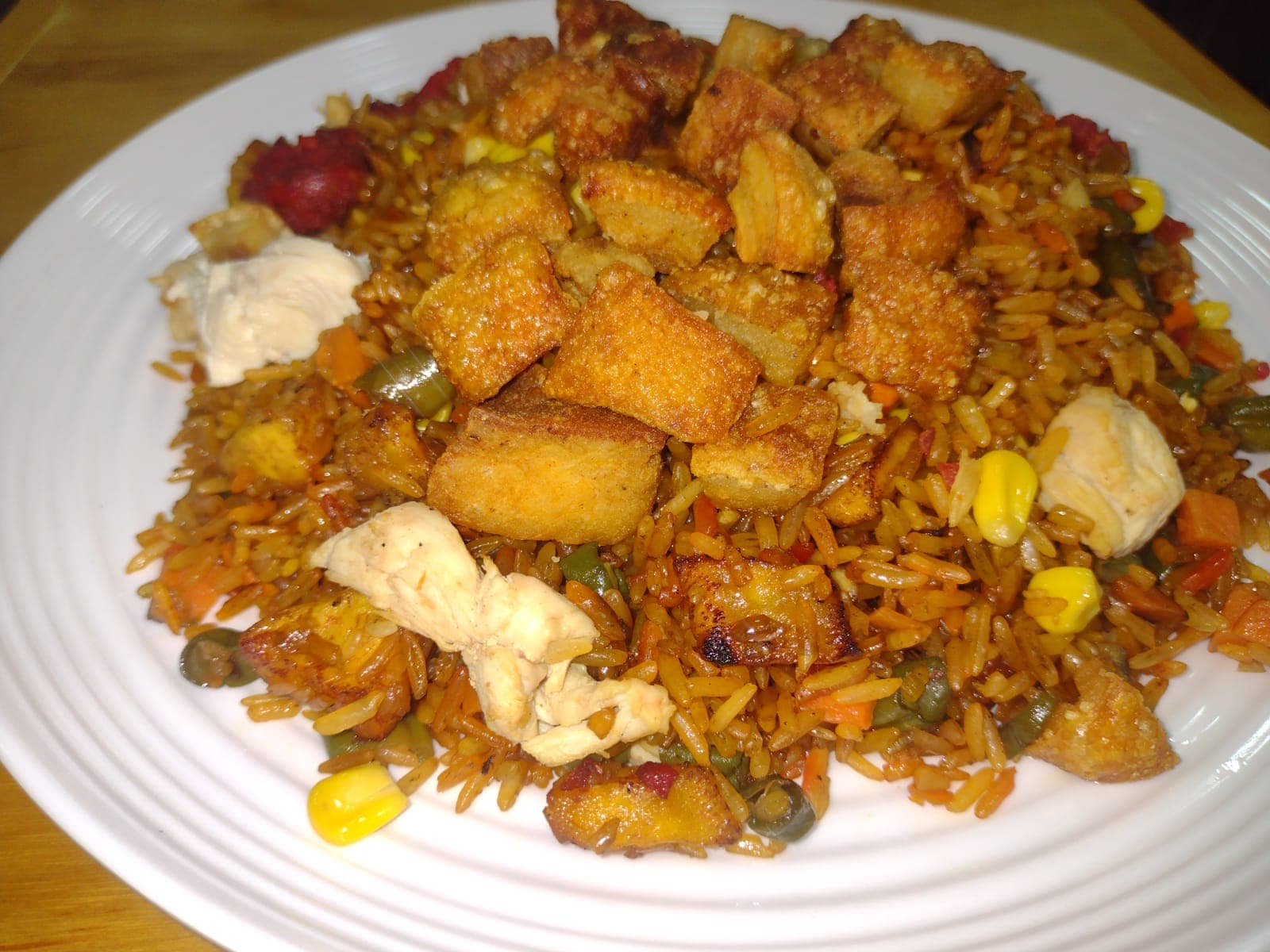 Combo Personal de Arroz Paisa + Proteína + Papas