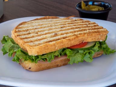 Sándwich Clásico