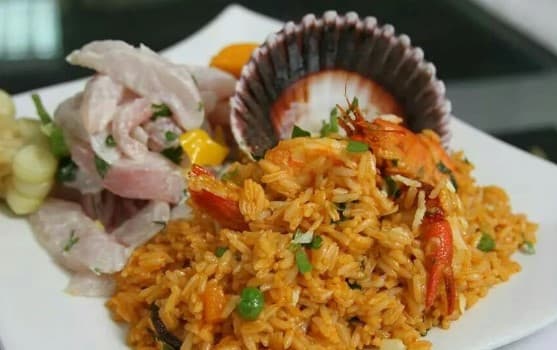 Dúo Ceviche + Arroz con Mariscos