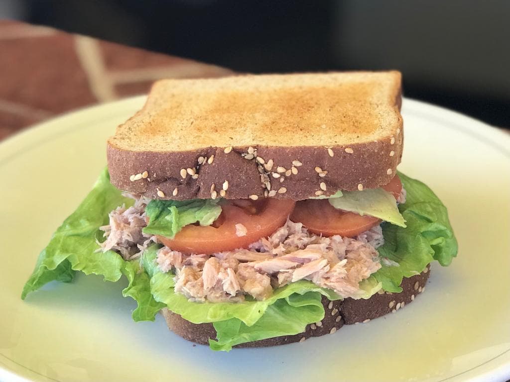 SÁNDWICH DE ATÚN