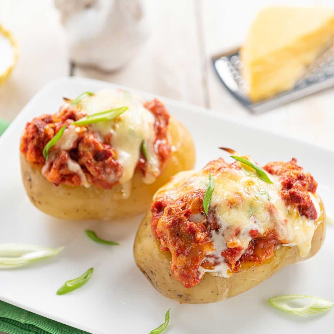 Papa con Chorizo y Queso