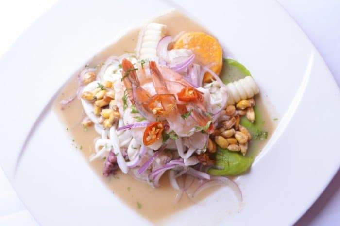 Combo Ceviche de Corvina + Coca Cola 600ml