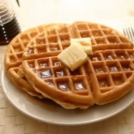 Combo Waffle unicornio + Latte