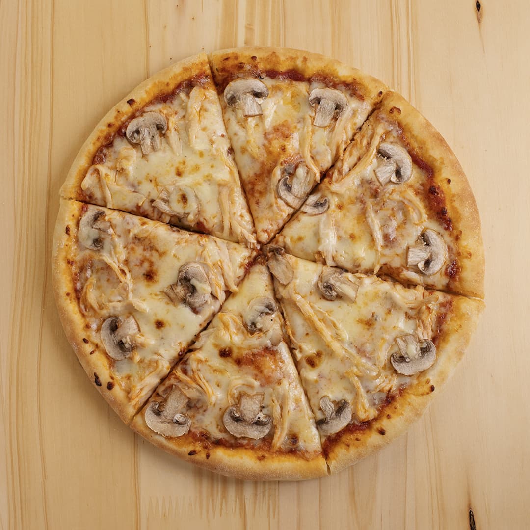 Pizza Pollo con Champiñones