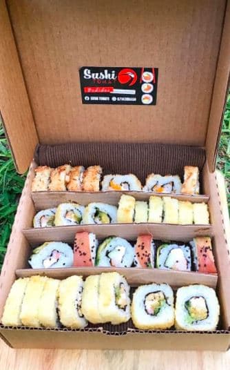 Charola de Sushi