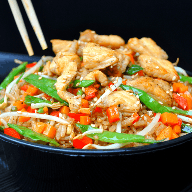 Arroz Yakimeshi de Pollo