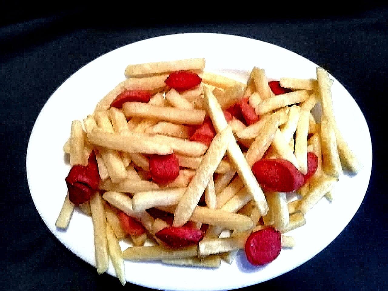 Salchipapas