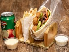 Súper Doner, Papas Griegas Pequeñas y Manzana