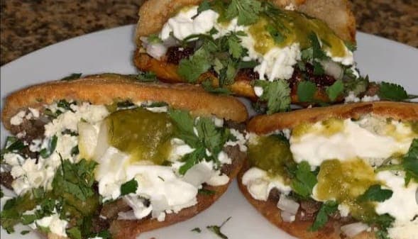 Gordita de Bistec
