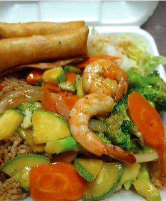 Platillo con Vegetales + 2 Rollitos