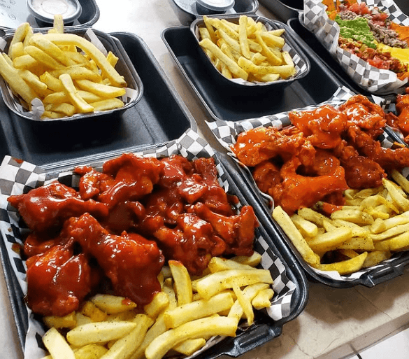 Alitas + Papas Francesas