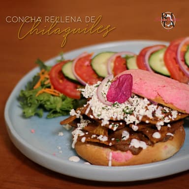 Molletes de Chilaquiles