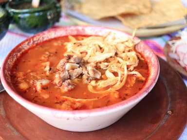 Pozole de pollo