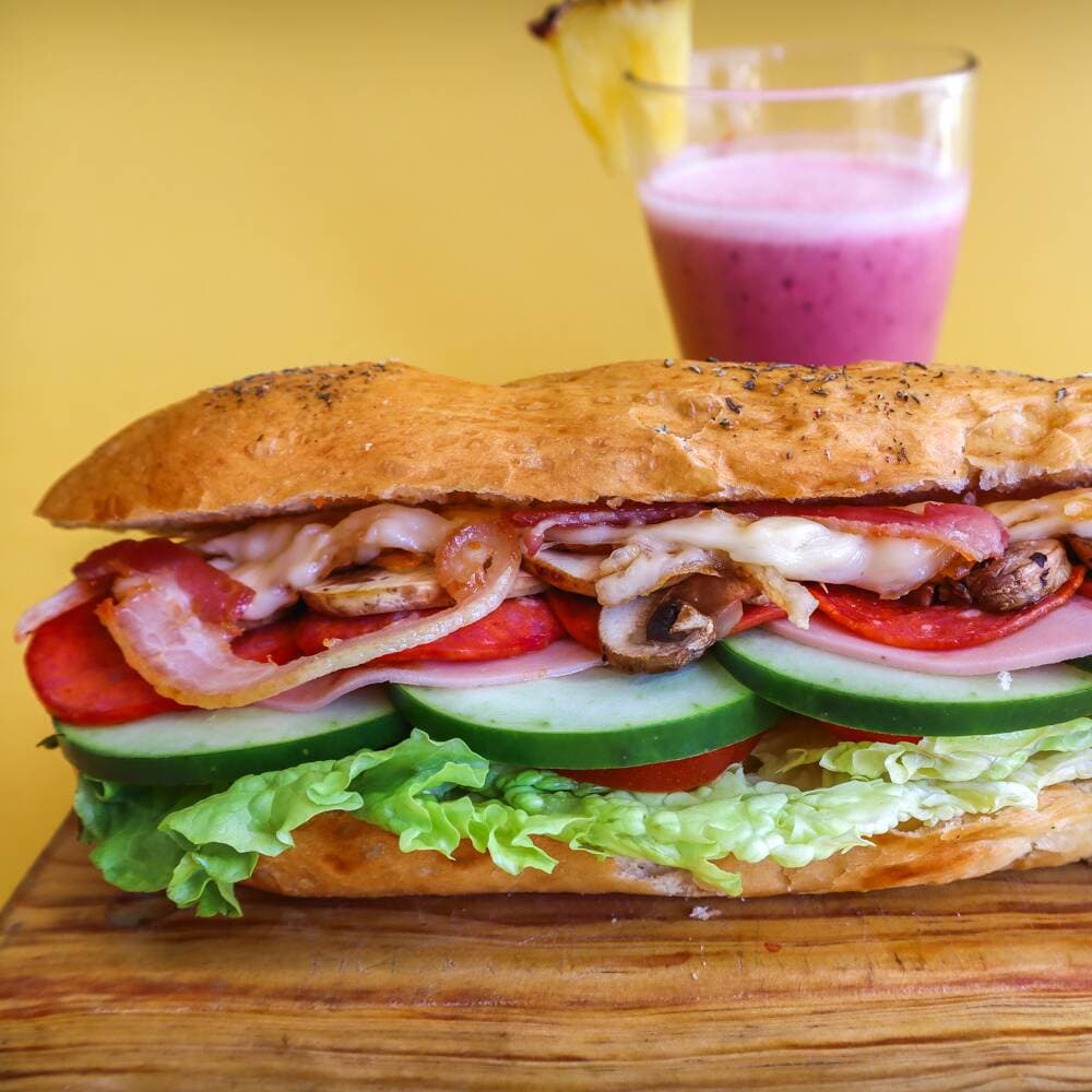 Baguette Carnes Frías