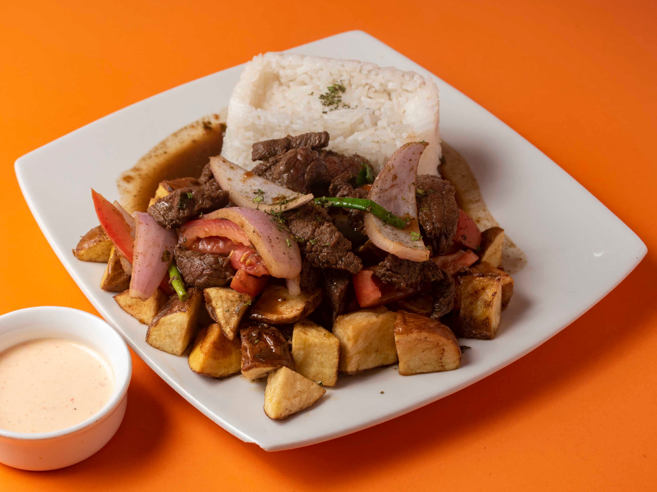 Lomo Saltado