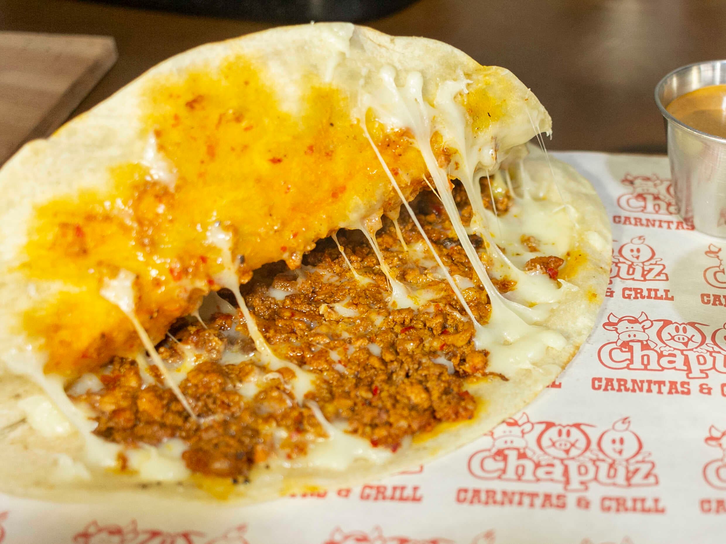 Mega quesadilla  Chorizo.