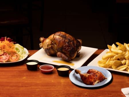 Combo 2: 1 1/4 Pollo, Papas, Ensalada y Pepsi 1.5L
