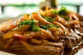 Lomo Encebolladado