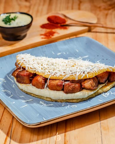 Cachapa con Queso de Mano y Cerdo frito