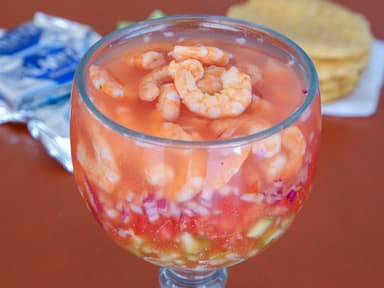 Combo Coctel de camarón + Refresco