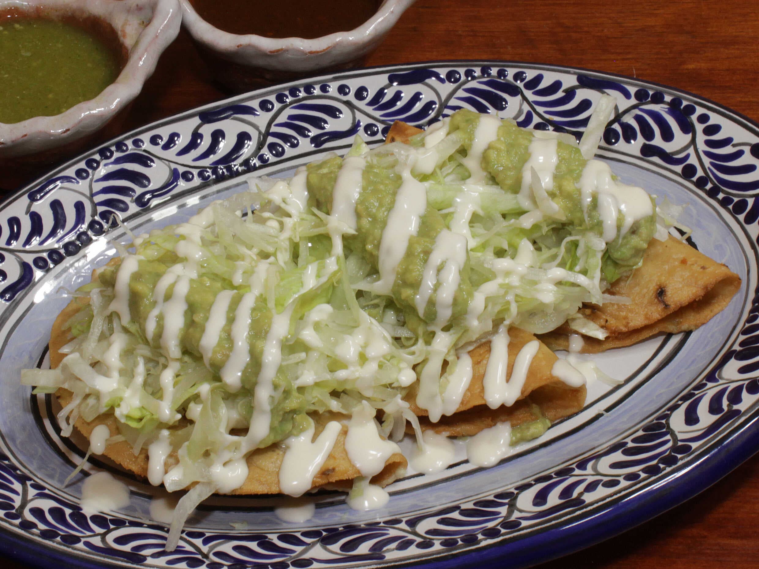 Taco Dorado con Puerco