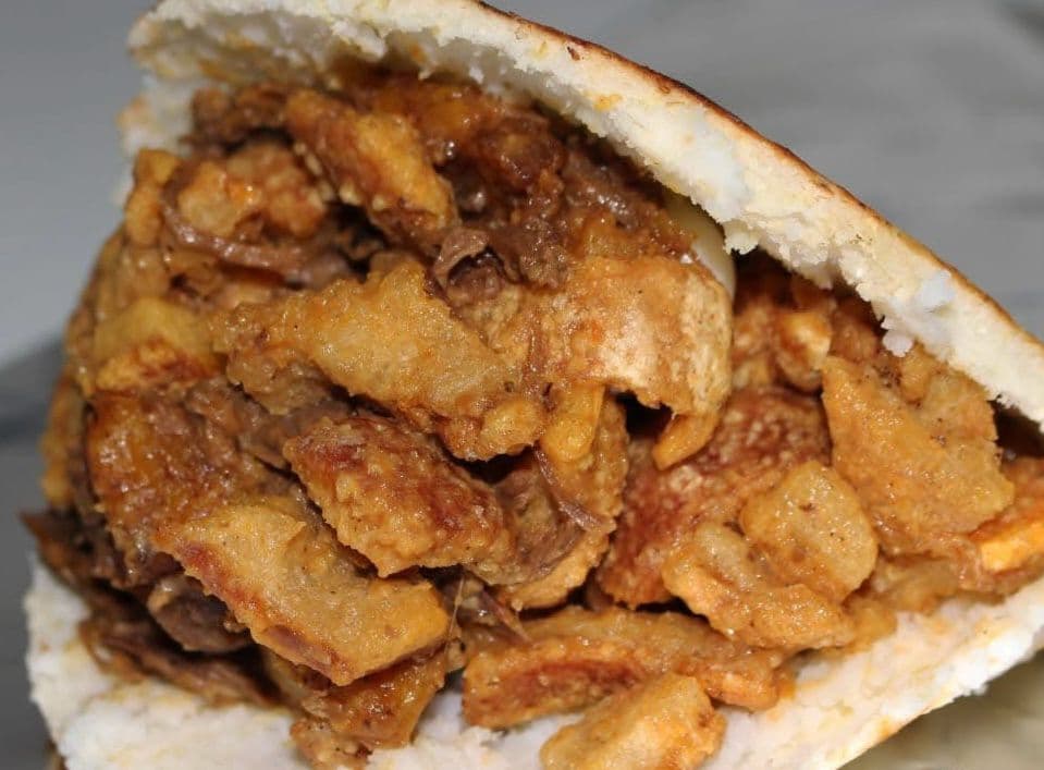 Arepa de Chicharrón