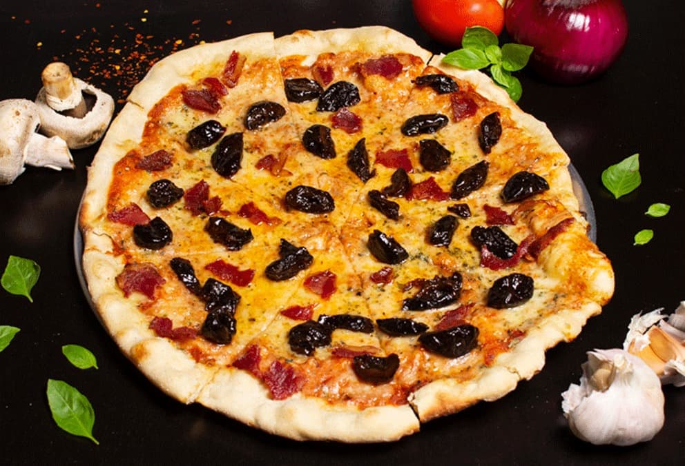 Pizza Ciruela Tocineta