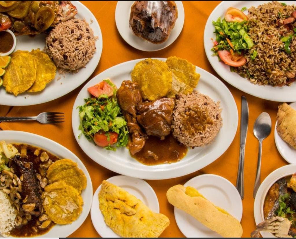 Chifrijo Caribbean + Bebida