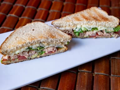 Sándwich de Atún