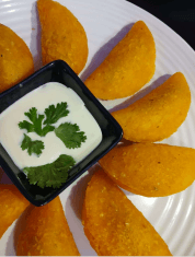6 Empanada de Papa Tipo Vaticana
