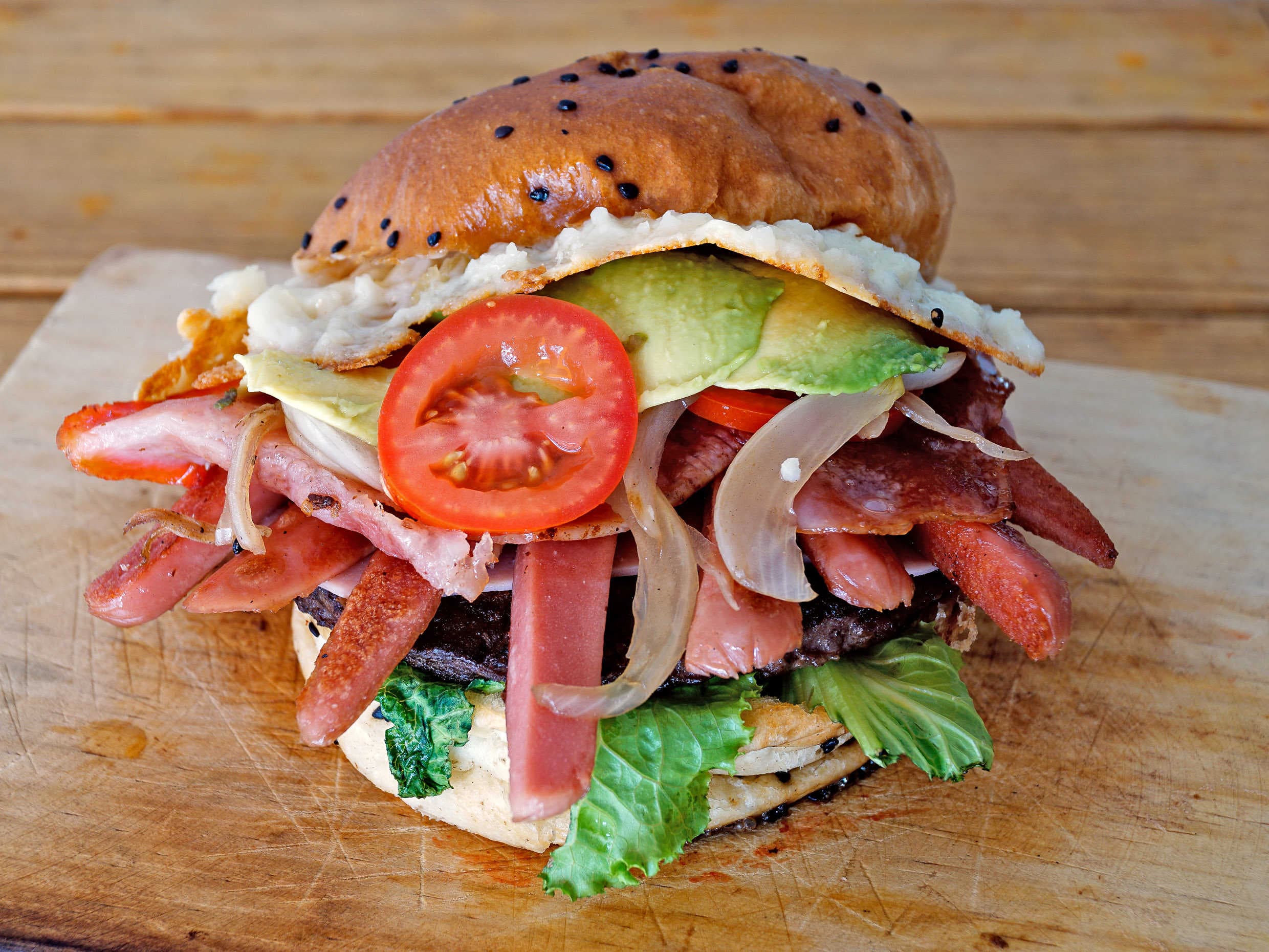 Hamburguesa la Suprema 1