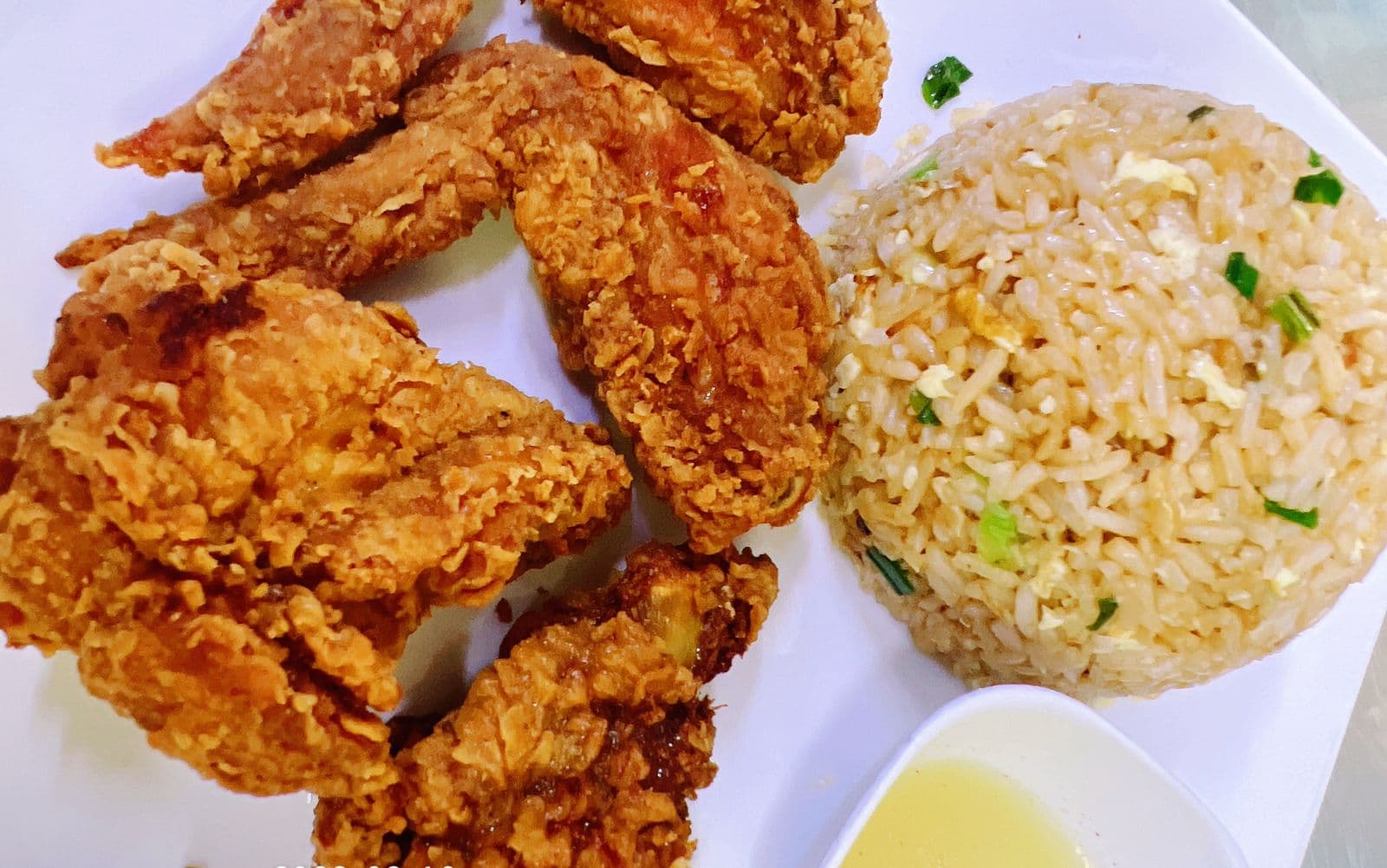 Alitas con Sillao + Chaufa + Entrada